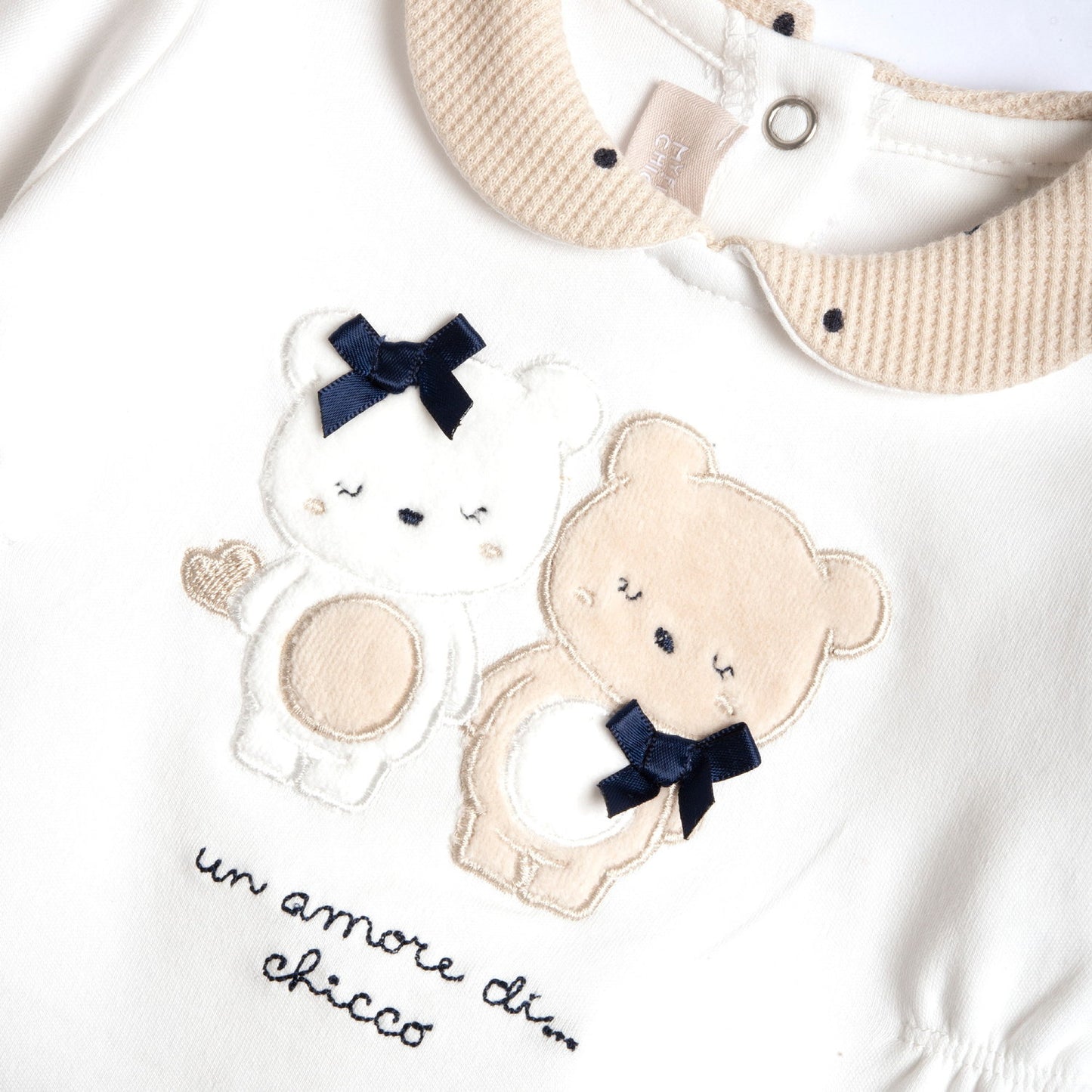 Ensemble blanc et beige