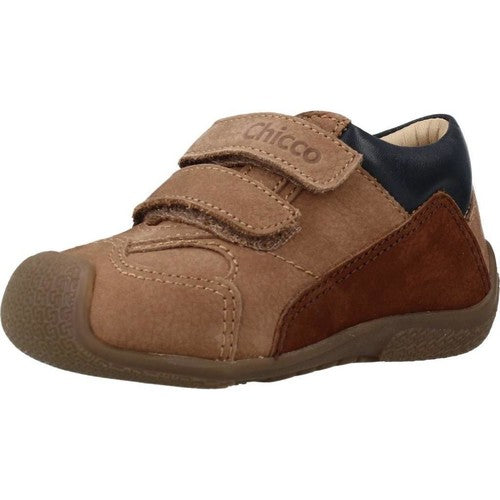 Baskets brunes