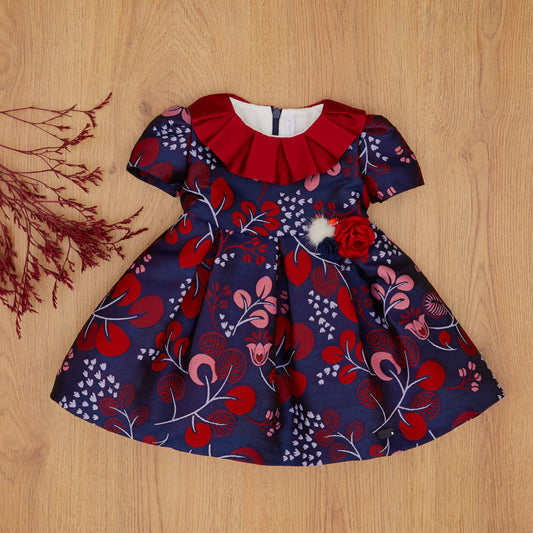 Robe à fleurs rouges